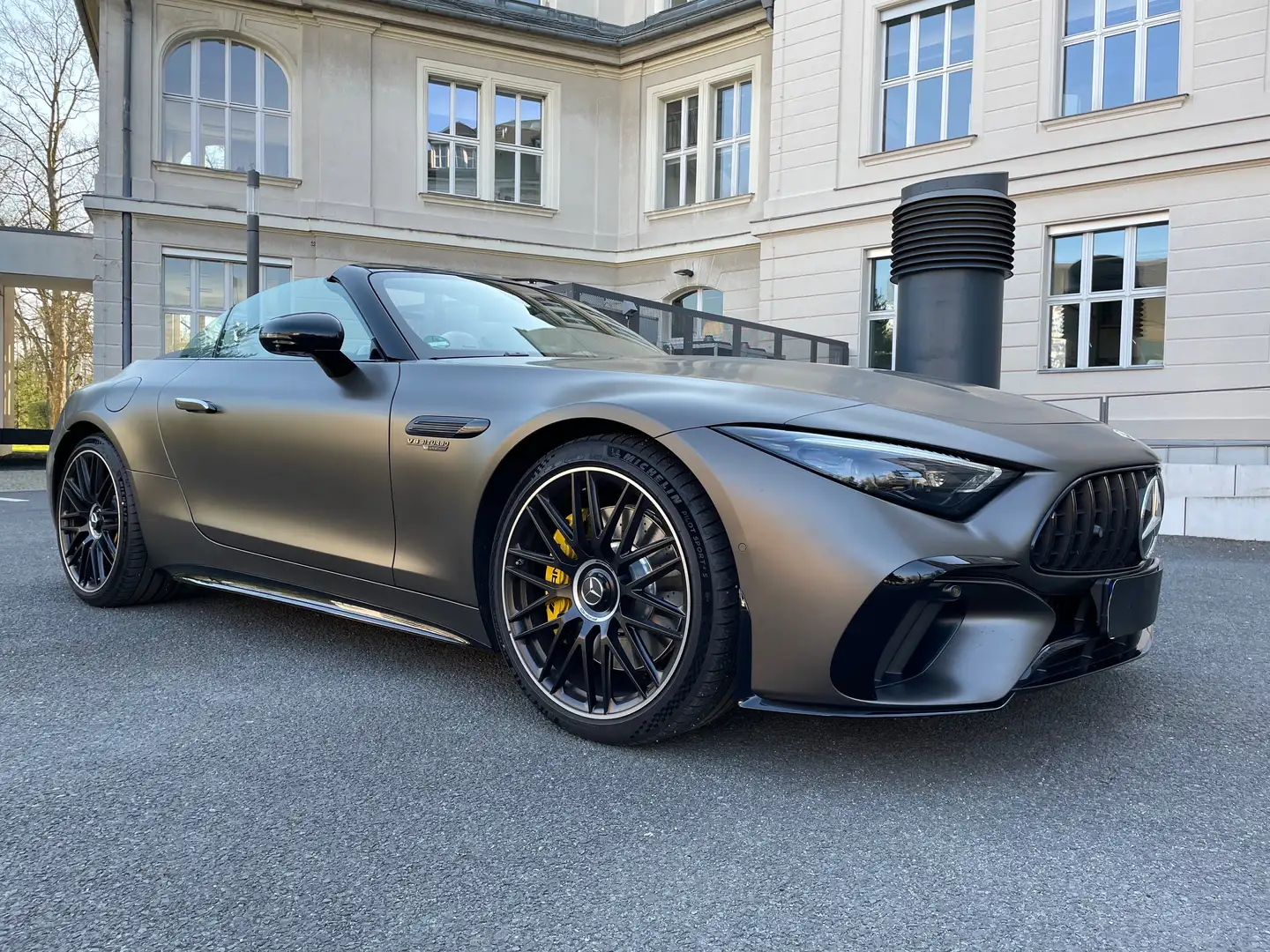 Mercedes-Benz SL 55 AMG AMG SL Roadster 4Matic+ SPEEDSHIFT MCT 9G Gri - 1