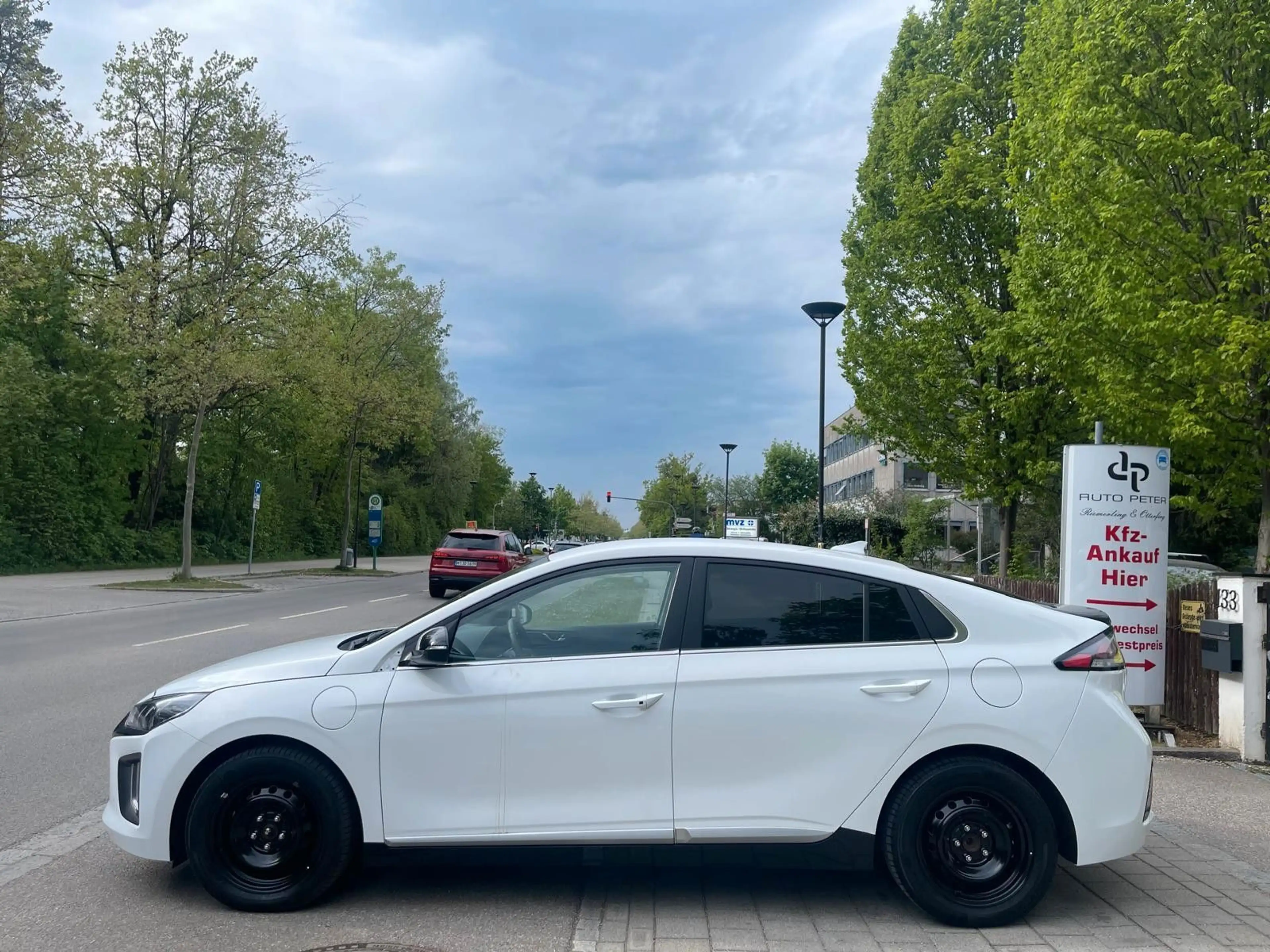 Hyundai IONIQ Ioniq Style Plug-In Hybrid *TÜV*KAMERA* — photo 2
