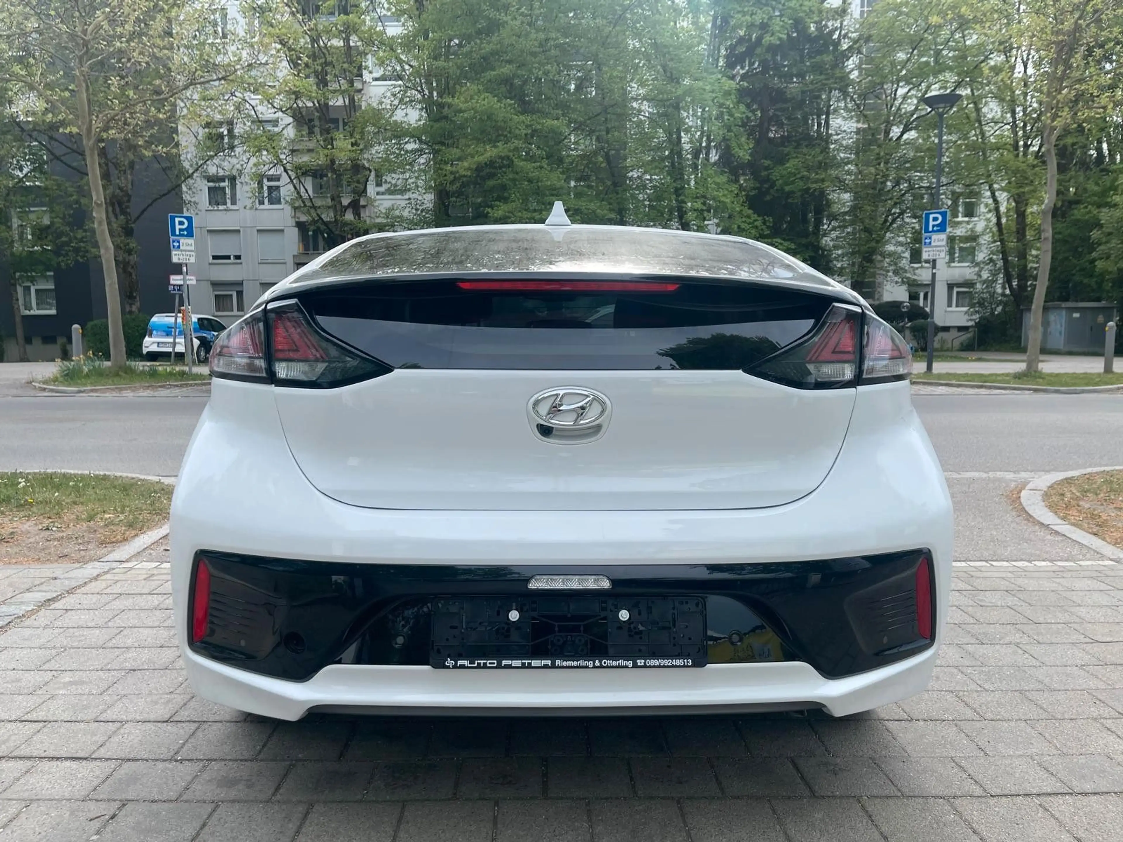 Hyundai IONIQ Ioniq Style Plug-In Hybrid *TÜV*KAMERA* — photo 3