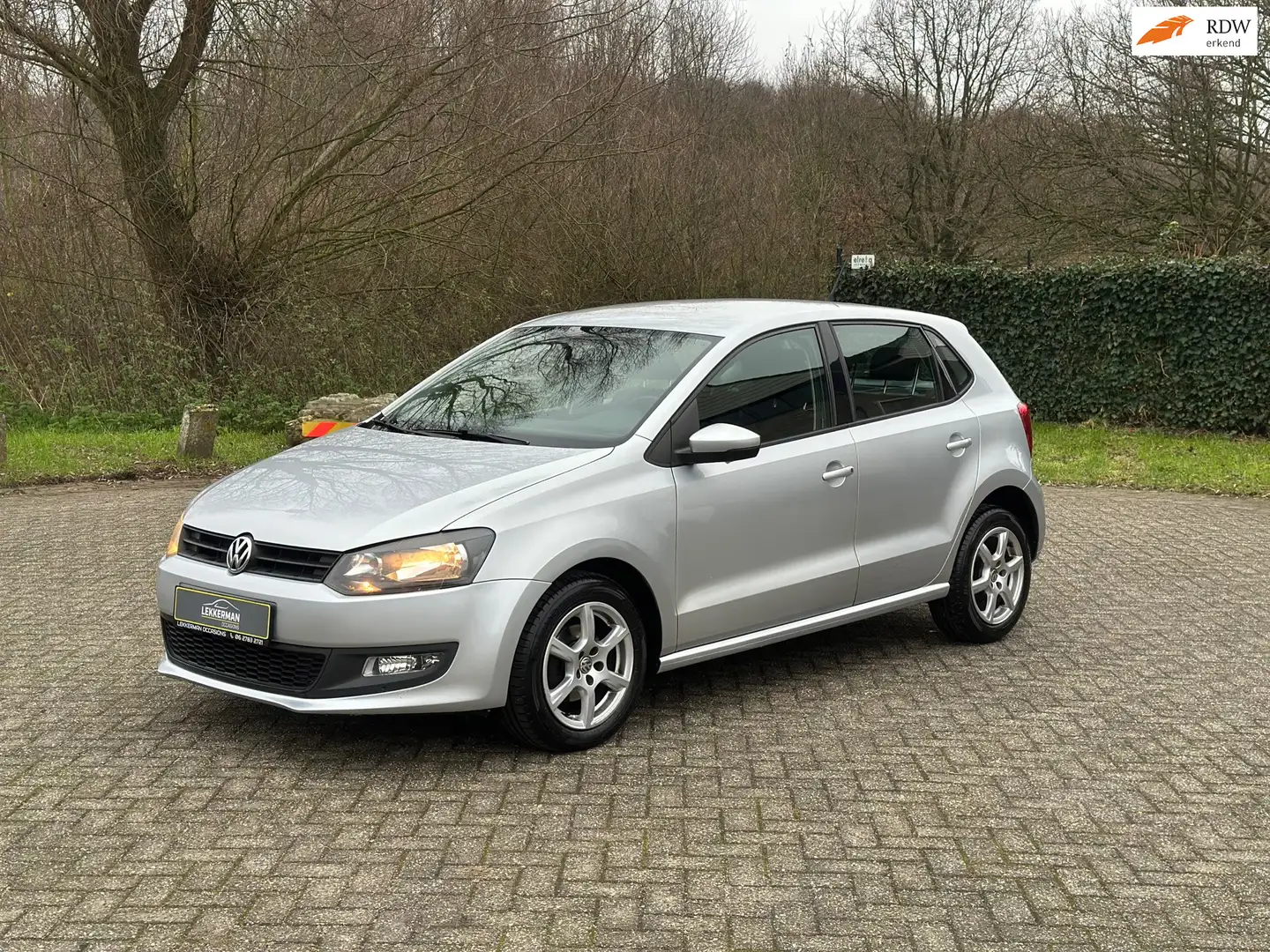 Volkswagen Polo 1.2 TSI Comfortline 90PK I AIRCO I NWE KETTING I N Argent - 1