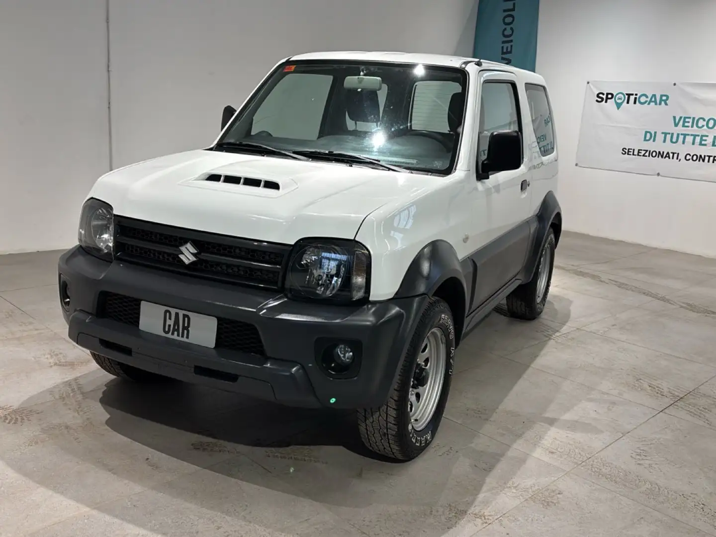 Suzuki Jimny Jimny 1.3 4WD 3p Weiß - 1