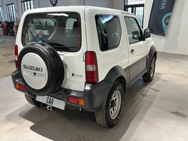 Suzuki Jimny view 4