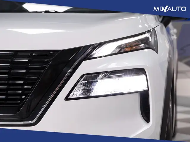 Nissan X-Trail view 10
