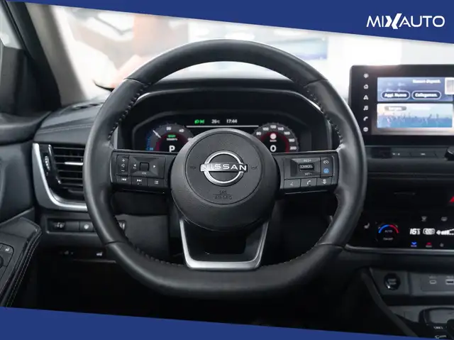 Nissan X-Trail view 12