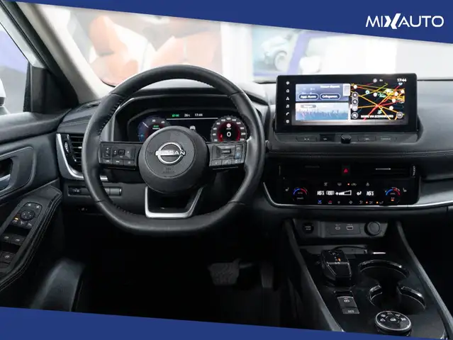 Nissan X-Trail view 11