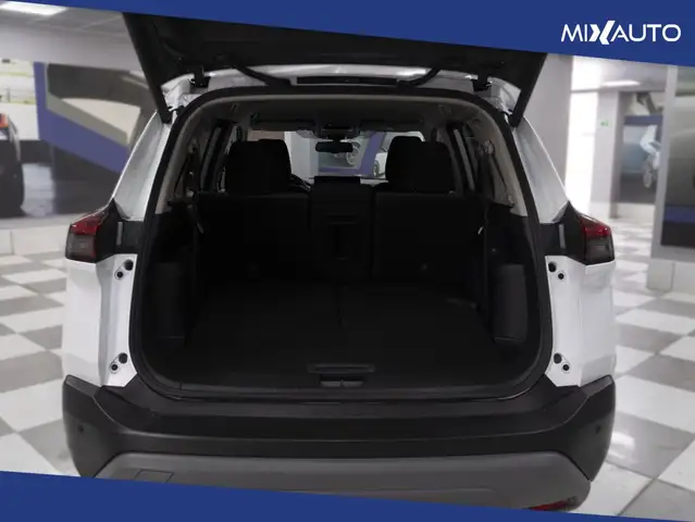 Nissan X-Trail view 7