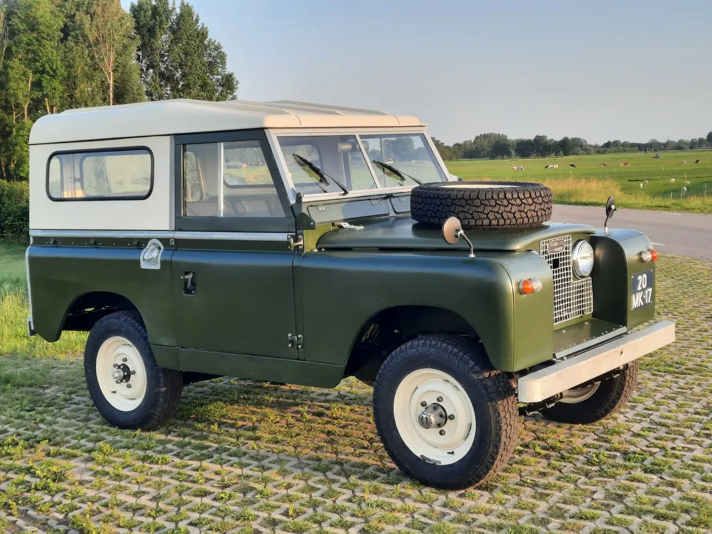 Land Rover Series Series 2   Restoration down to the smallest detail Yeşil - 1