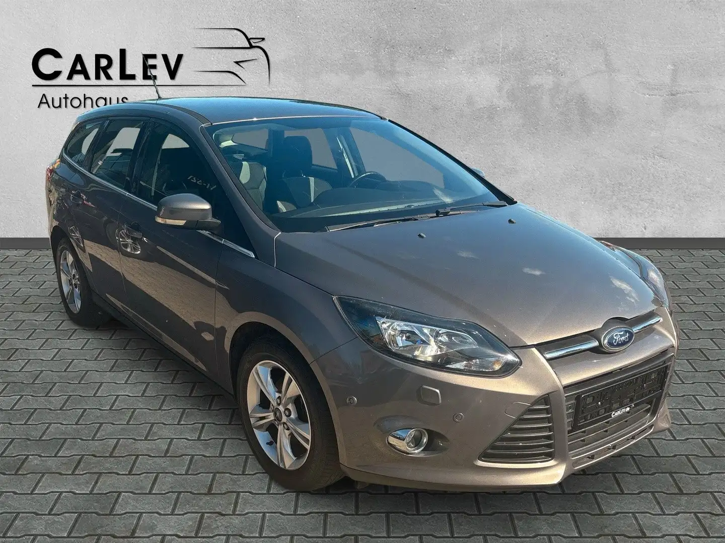 Ford Focus Zahnriemen neu Tempomat Klima LM-Felgen Bruin - 1