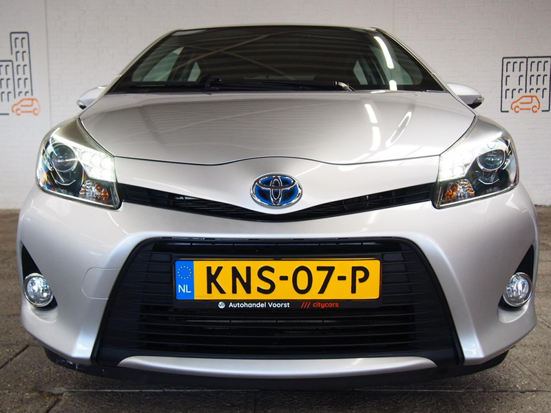 Toyota Yaris 1.5 Full Hybrid Aspiration (APK:Nieuw) Incl.Garant — photo 2
