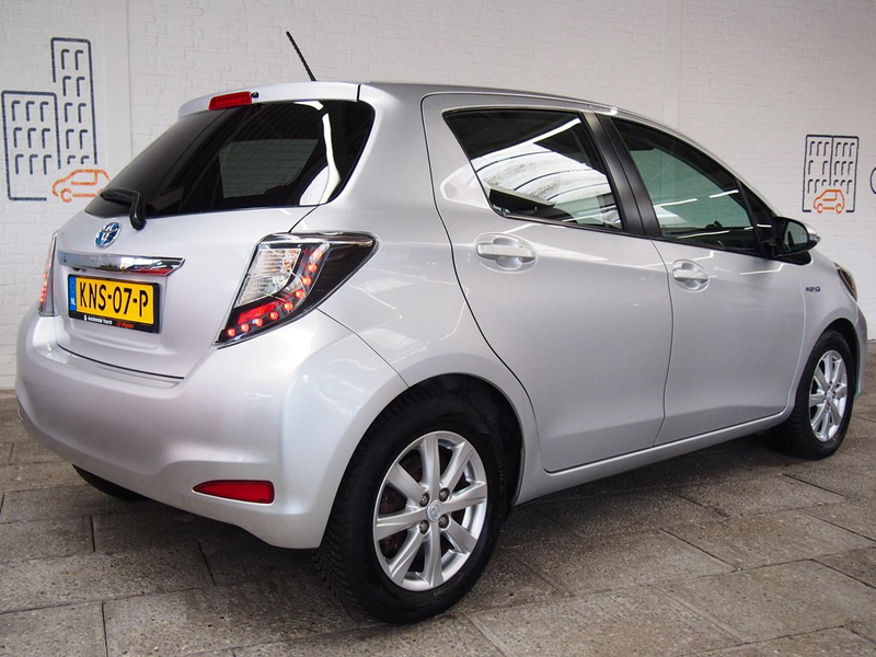 Toyota Yaris 1.5 Full Hybrid Aspiration (APK:Nieuw) Incl.Garant — photo 17