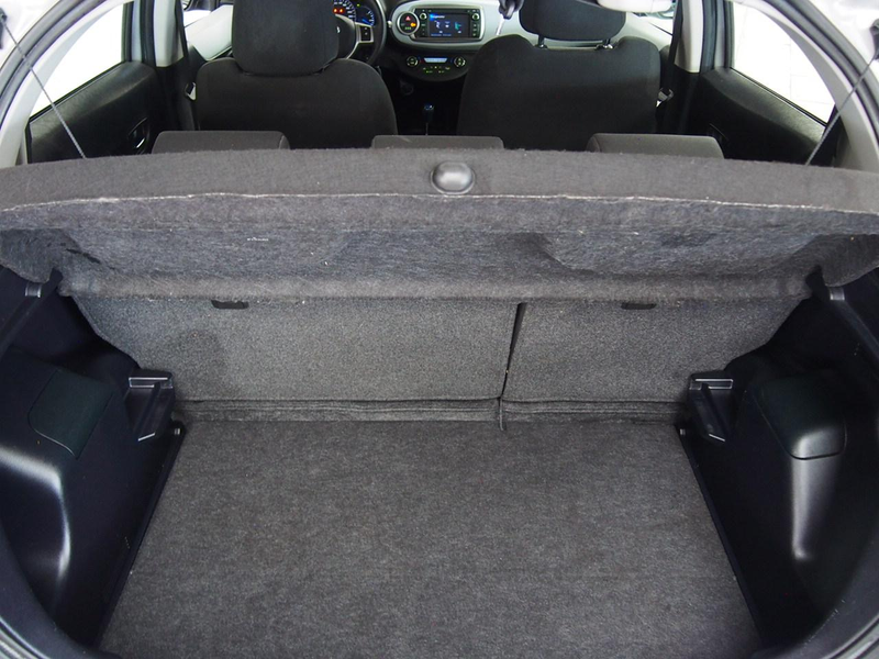 Toyota Yaris 1.5 Full Hybrid Aspiration (APK:Nieuw) Incl.Garant — photo 18
