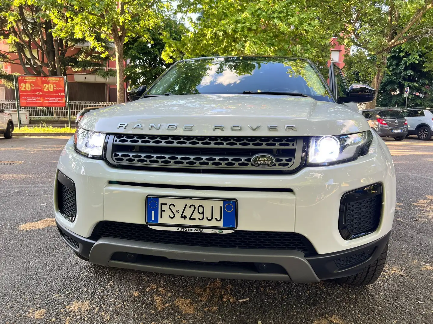 Land Rover Range Rover Evoque 5p 2.0 ed4 SE Business edition 150cv my19 - 1