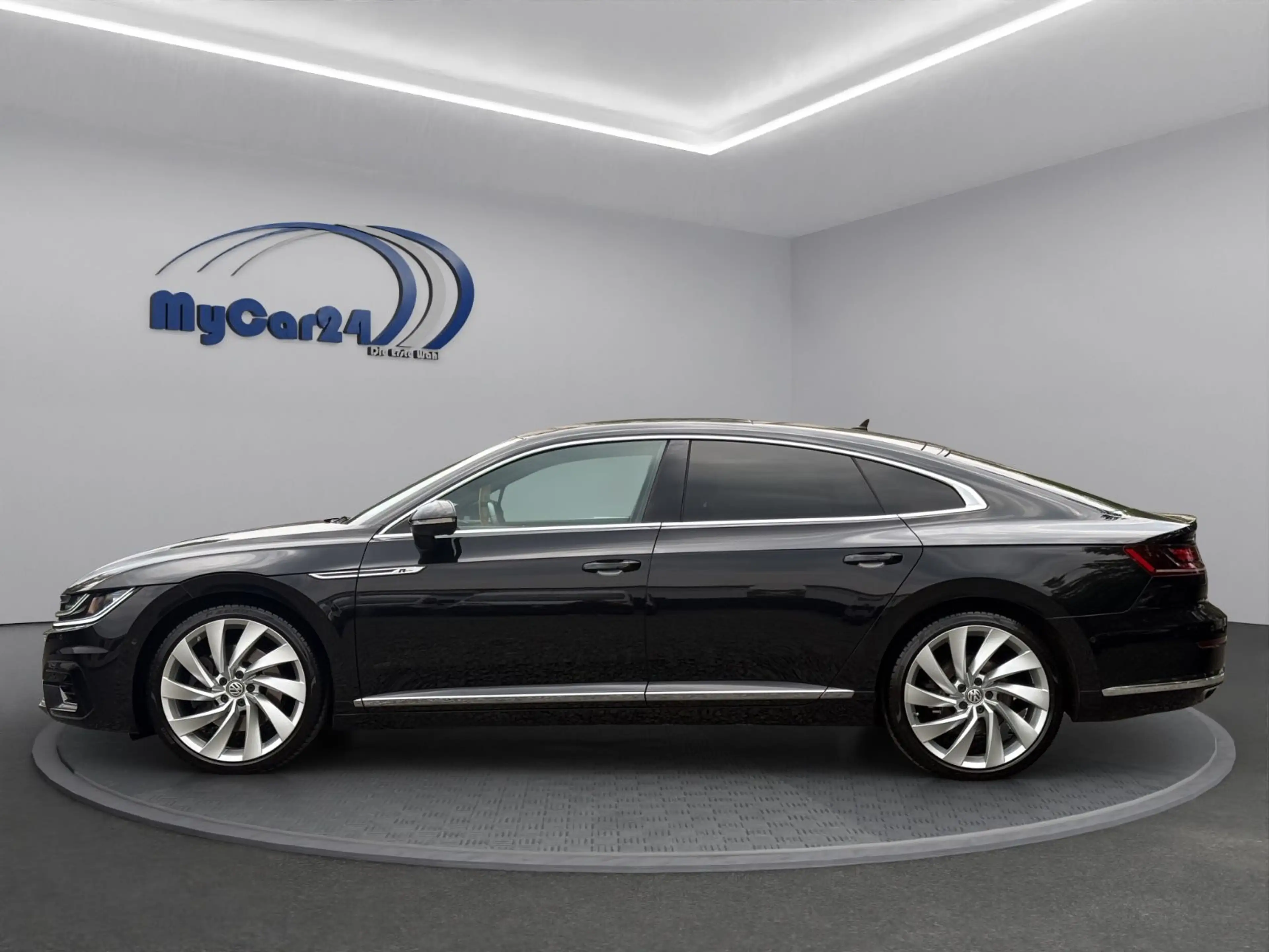Volkswagen Arteon R-Line°Panp°Leder°360Cam°Massage°AHK°Head — photo 12