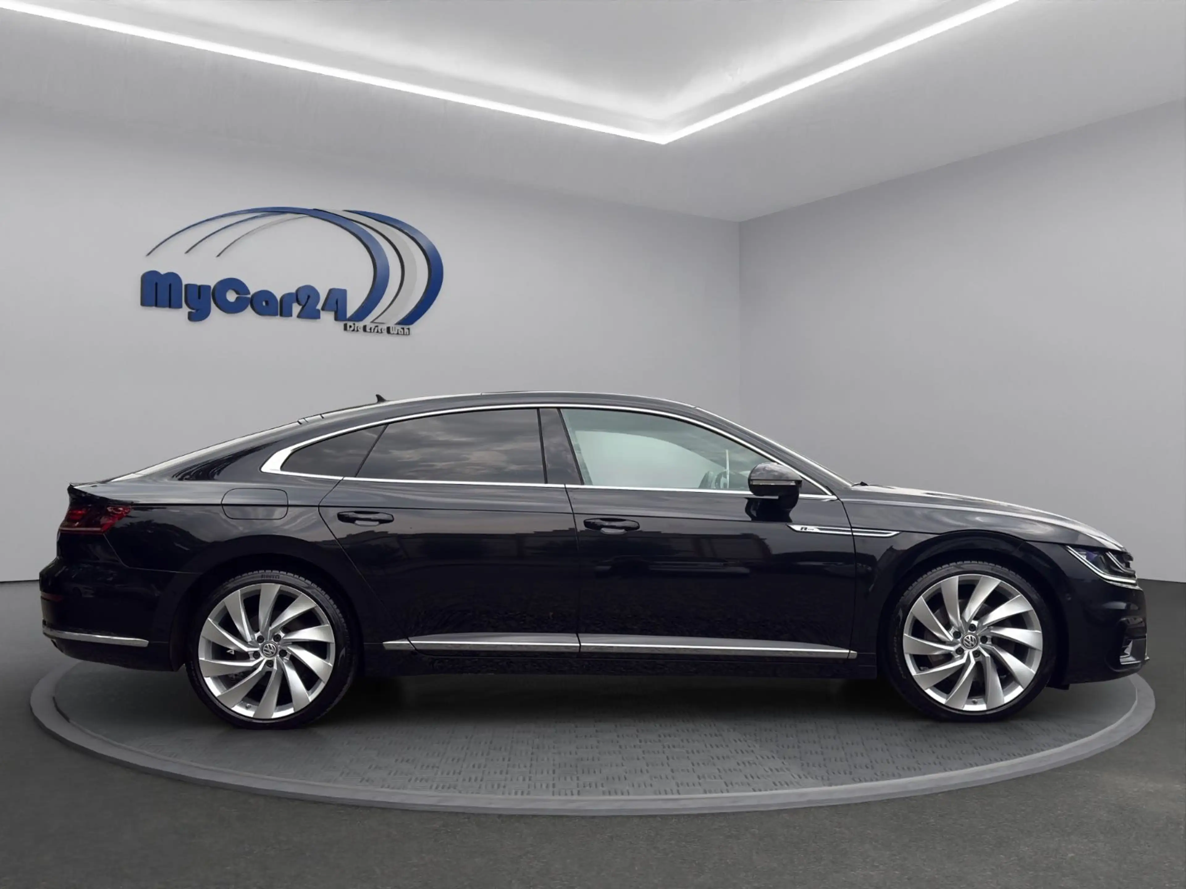 Volkswagen Arteon R-Line°Panp°Leder°360Cam°Massage°AHK°Head — photo 14
