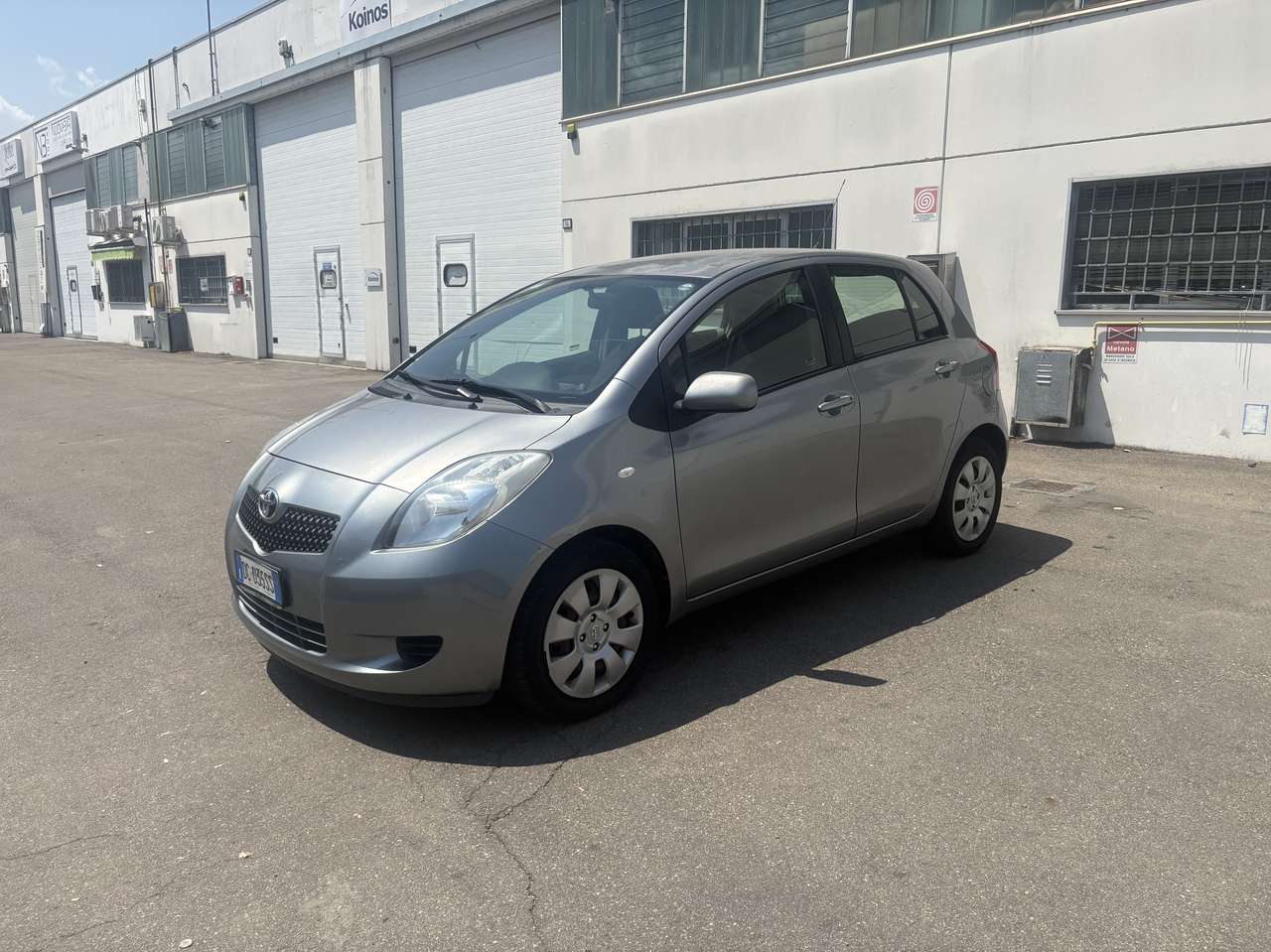 Toyota Yaris 5p 1.0 Sol