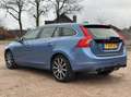Volvo V60 2.4 D6 AWD Plug-In Hybrid Summum AUTOM PANO CRUISE Blau - thumbnail 3