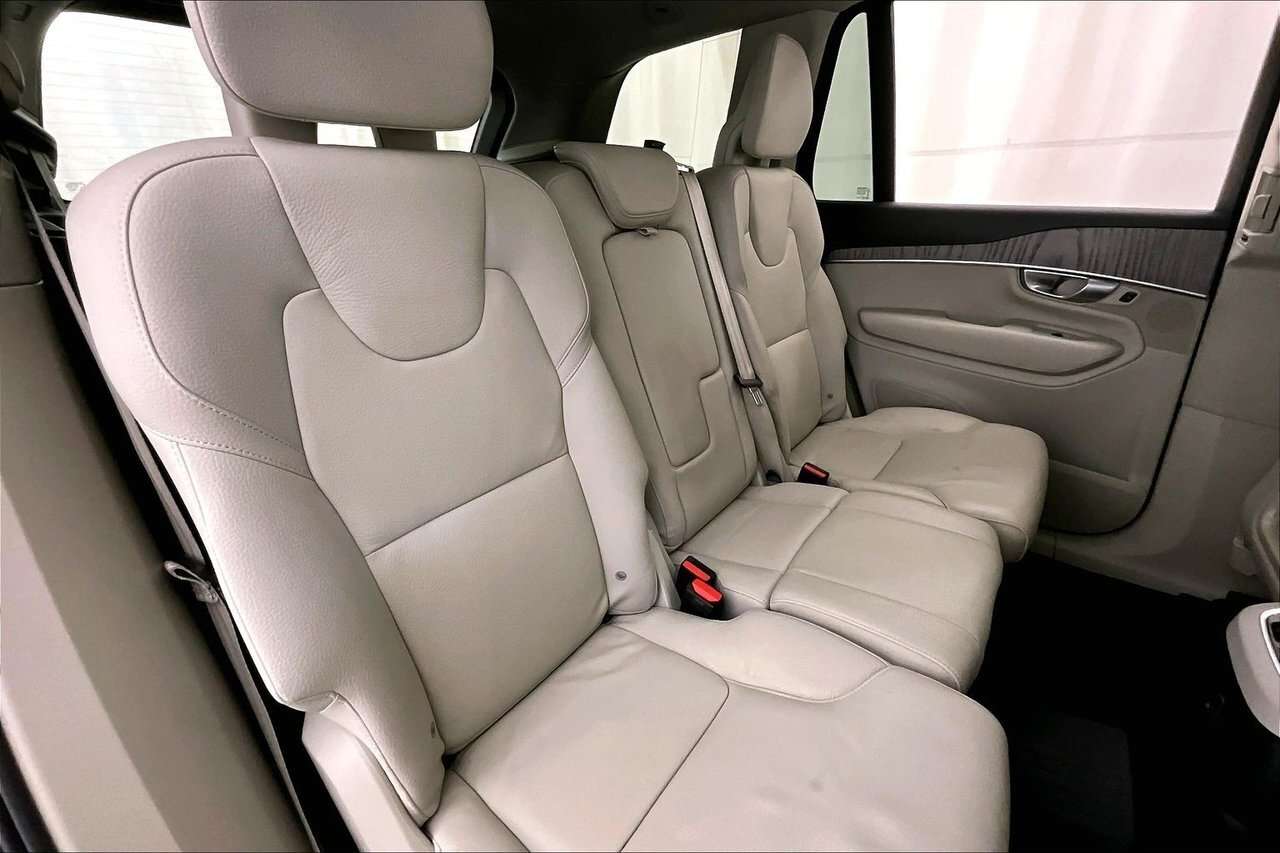 2024 Volvo XC90 PLUS BRIGHT PHEV - TRAILER HITCH - 360 CAMERA - 2 thumb 29