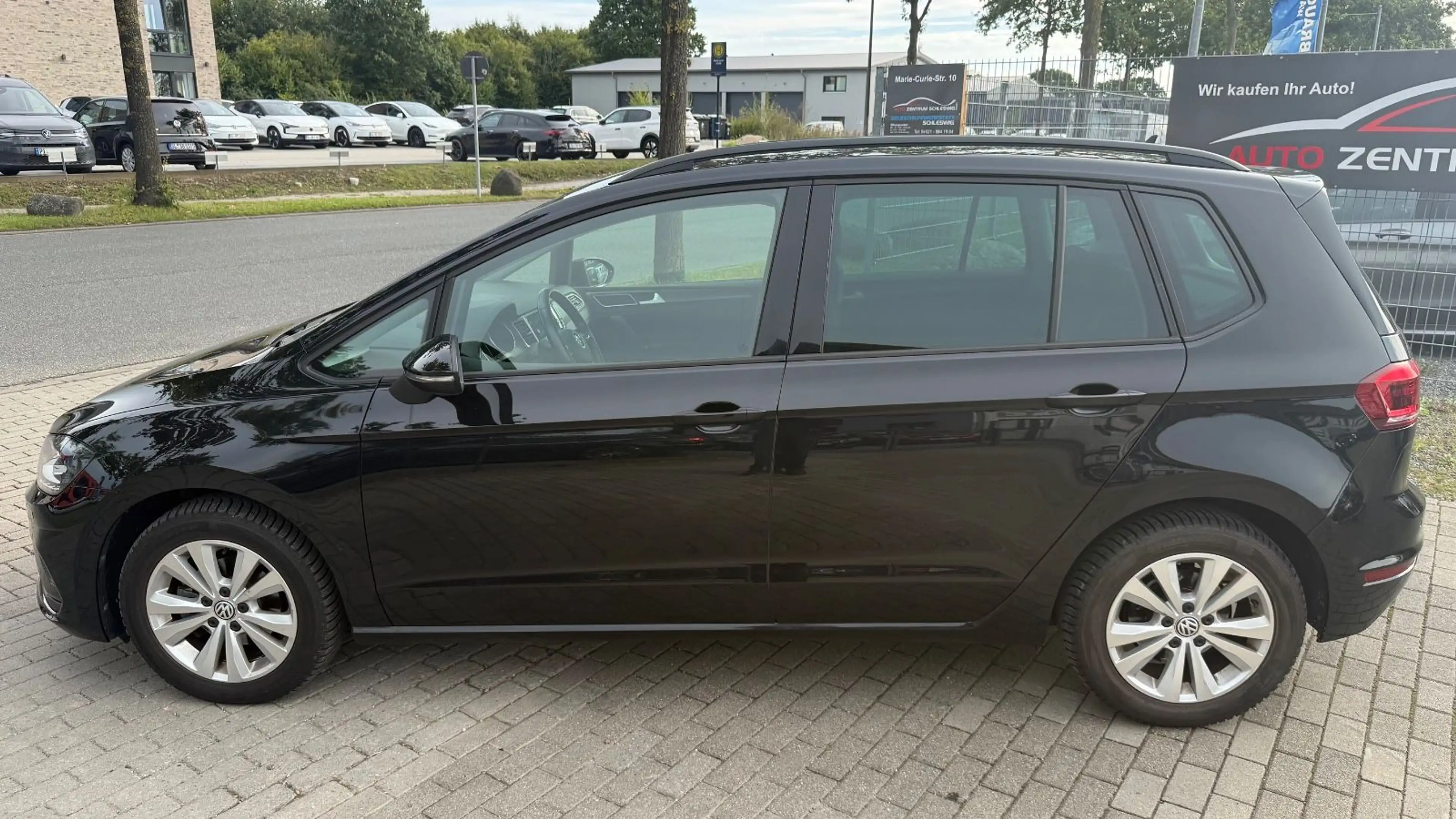 Volkswagen Golf Sportsvan VII Comfortline DSG Navi Climatr — photo 8