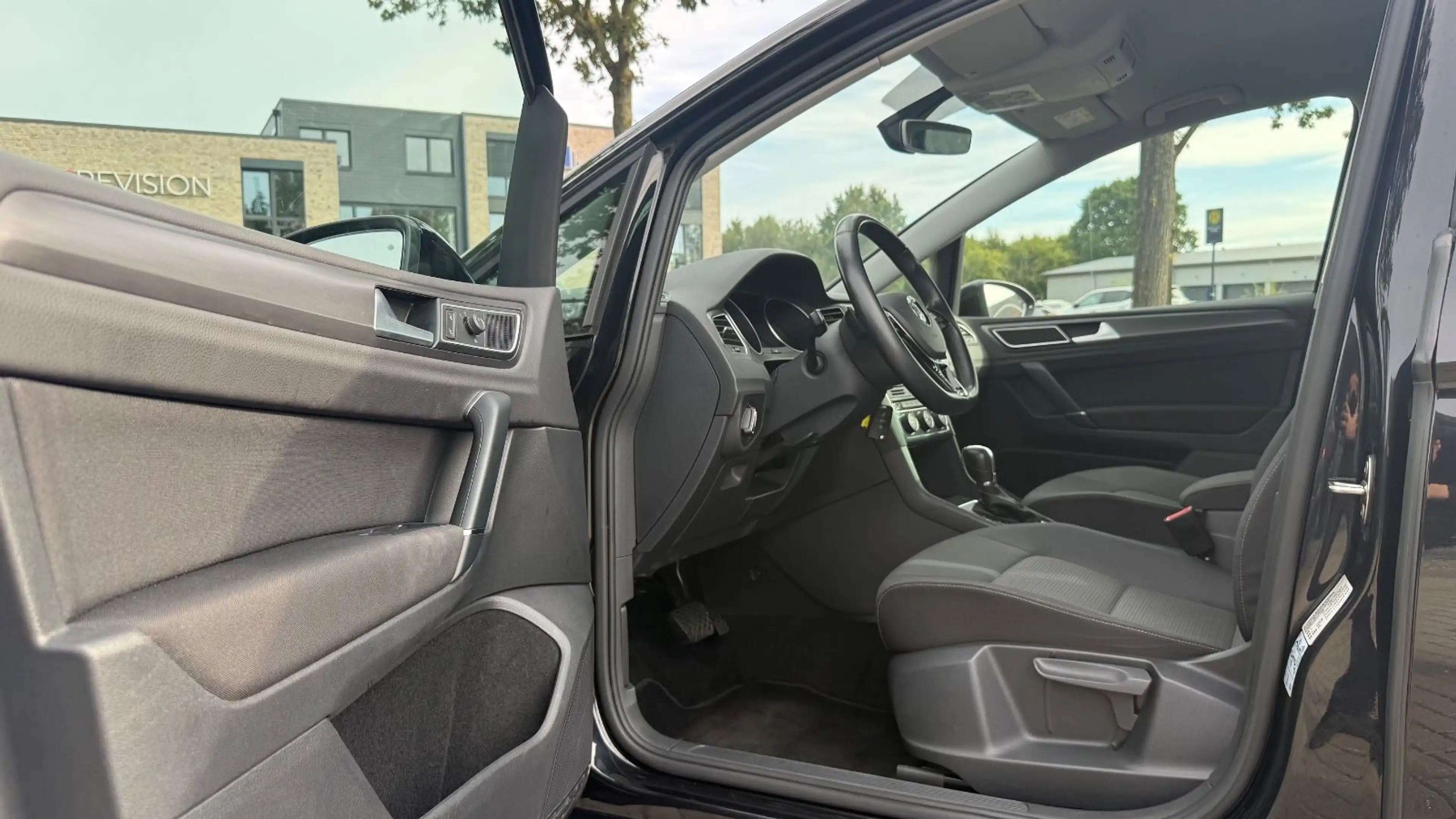 Volkswagen Golf Sportsvan VII Comfortline DSG Navi Climatr — photo 12