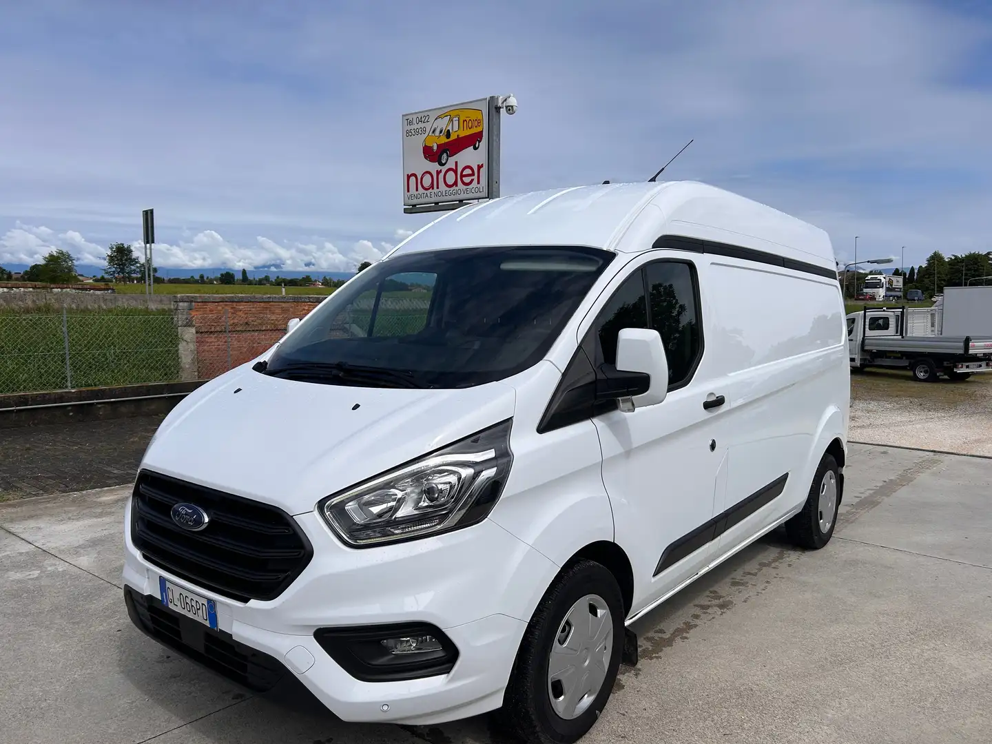Ford Transit Custom L2H2 Blanc - 1