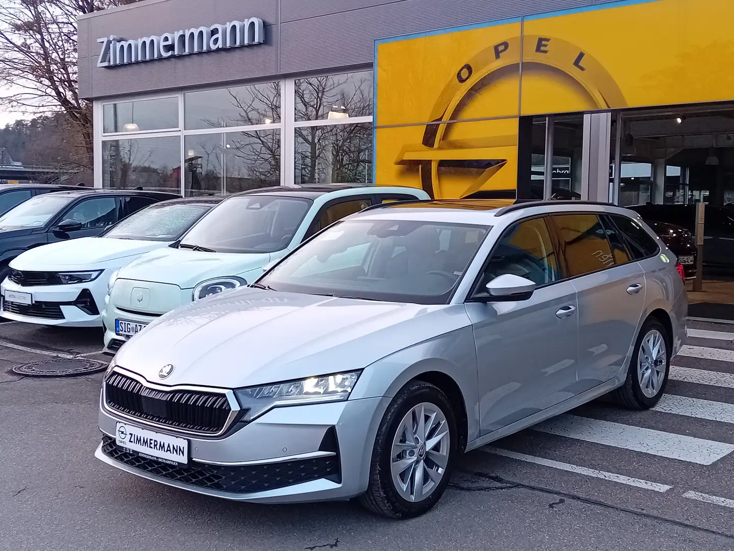 Skoda Octavia Combi 1.5 TSI mHEV 110 kW Selection Silber - 1