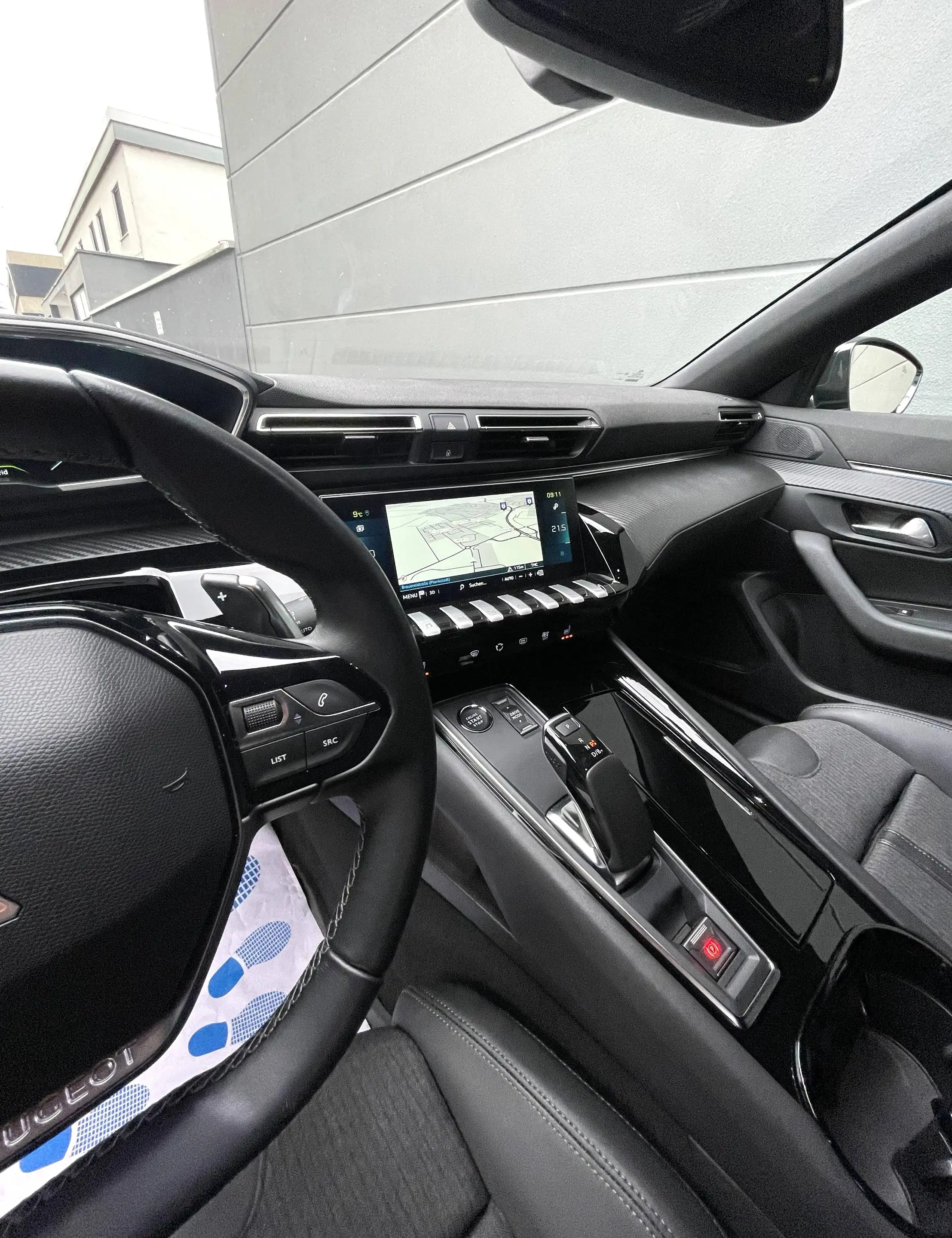 Peugeot 508 SW Hybrid 225 Allure Pack NAVI ACC KAMERA 360° — photo 11