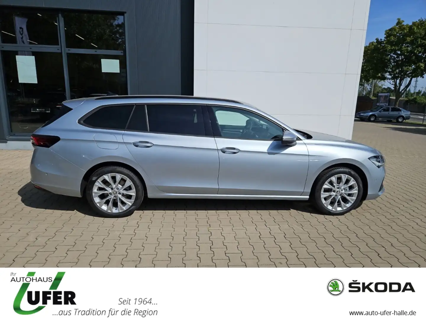 Skoda Superb Combi Selection Mild Hybrid DSG Argent - 2