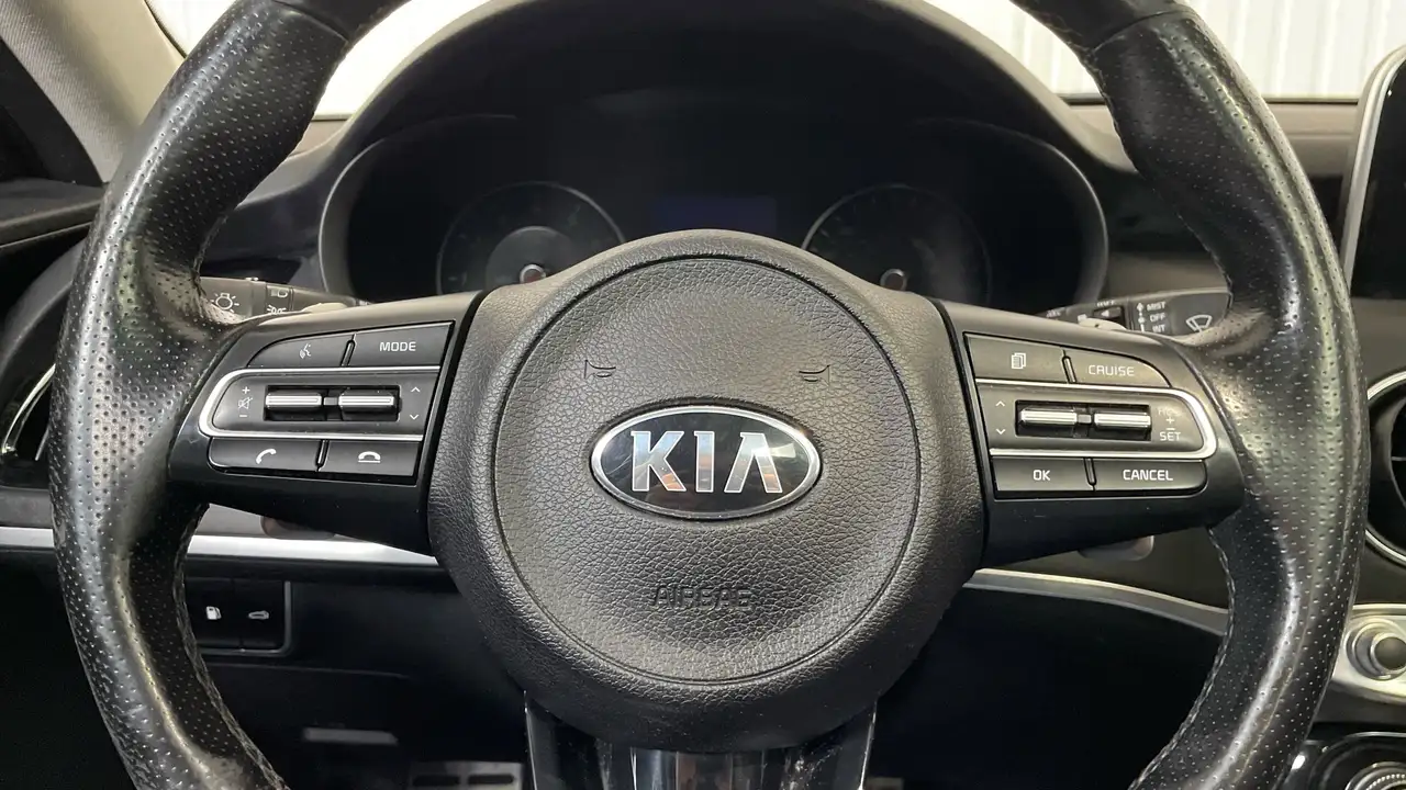 Kia Stinger снимка Kia Stinger