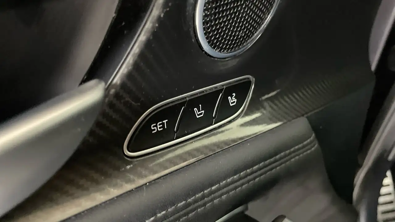 Kia Stinger снимка Kia Stinger