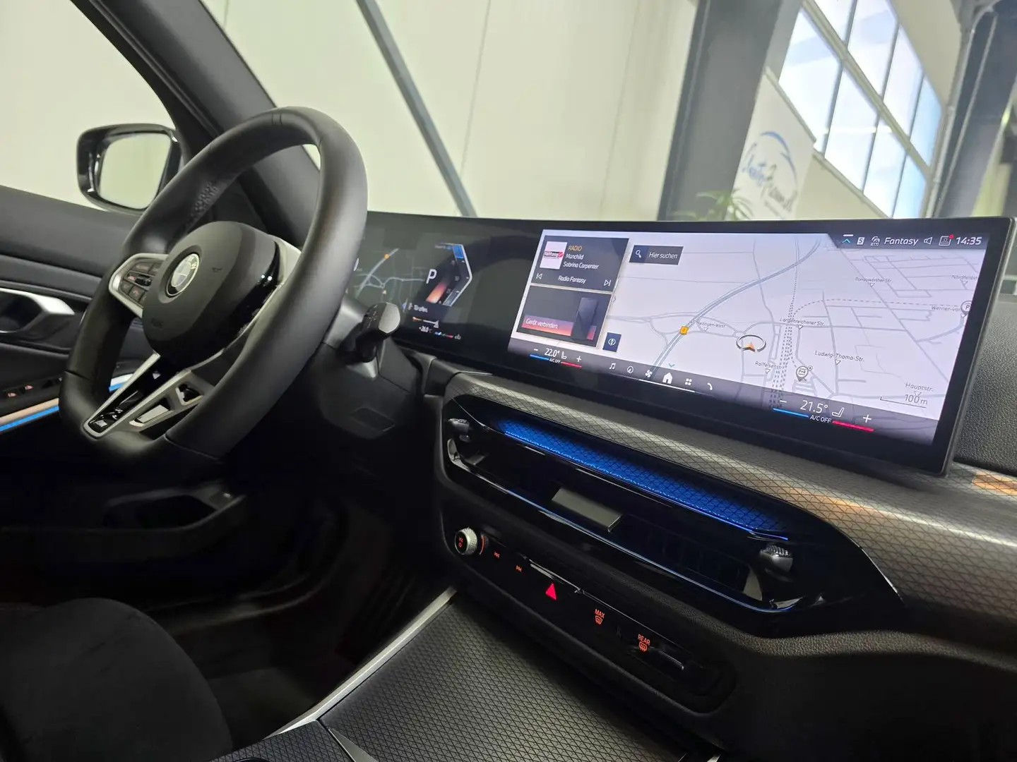 BMW 320 d xDrive LCI II M Sport *HuD*ACC*360*Ad.FW* Noir - 2