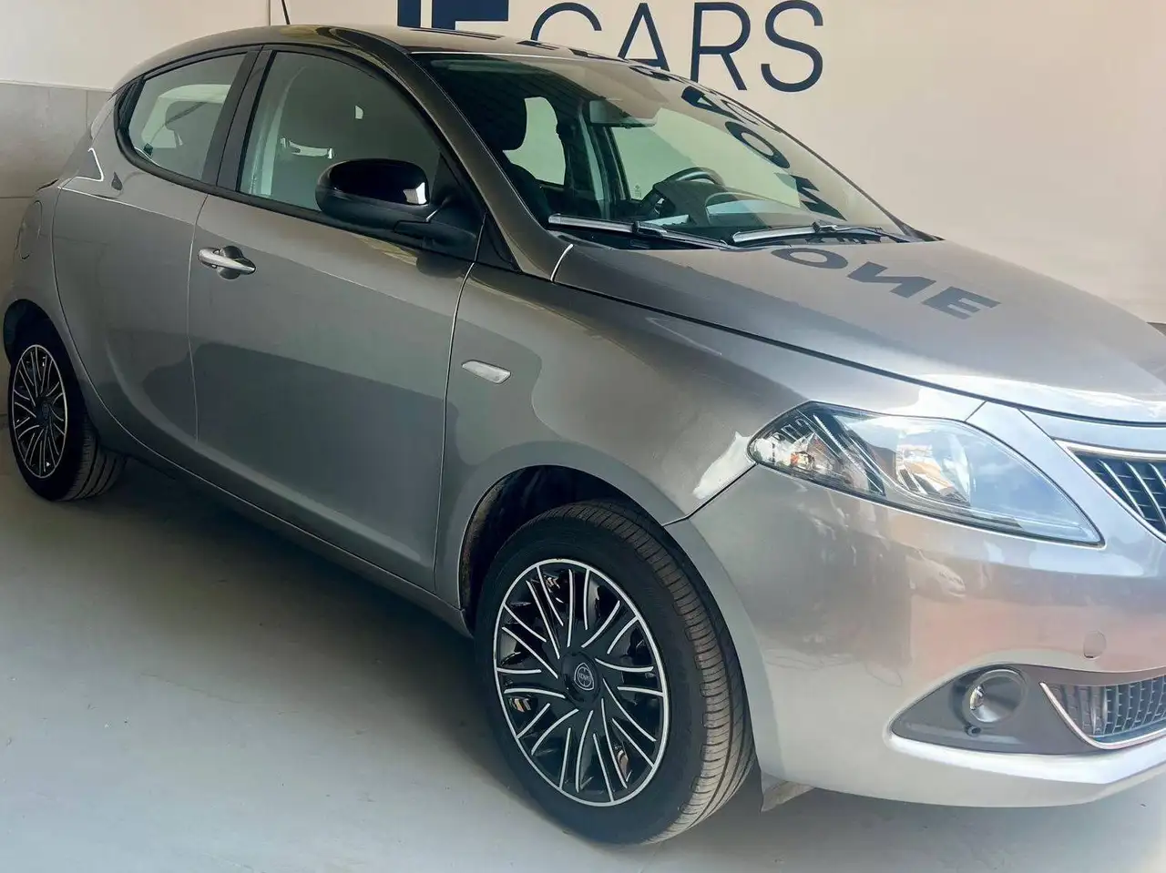 Lancia Ypsilon 2023
