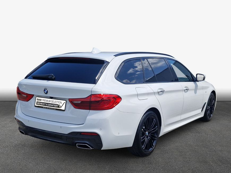 BMW 525 d Touring Aut.*HuD*Sportpaket*Pano* — photo 2