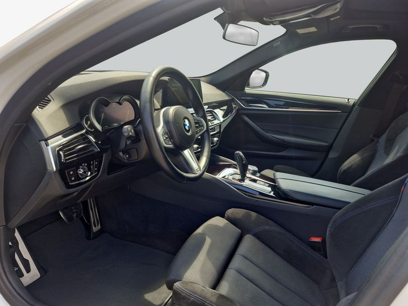 BMW 525 d Touring Aut.*HuD*Sportpaket*Pano* — photo 10