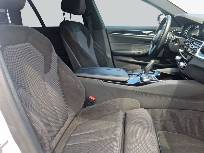 BMW 525 d Touring Aut.*HuD*Sportpaket*Pano* — photo 13