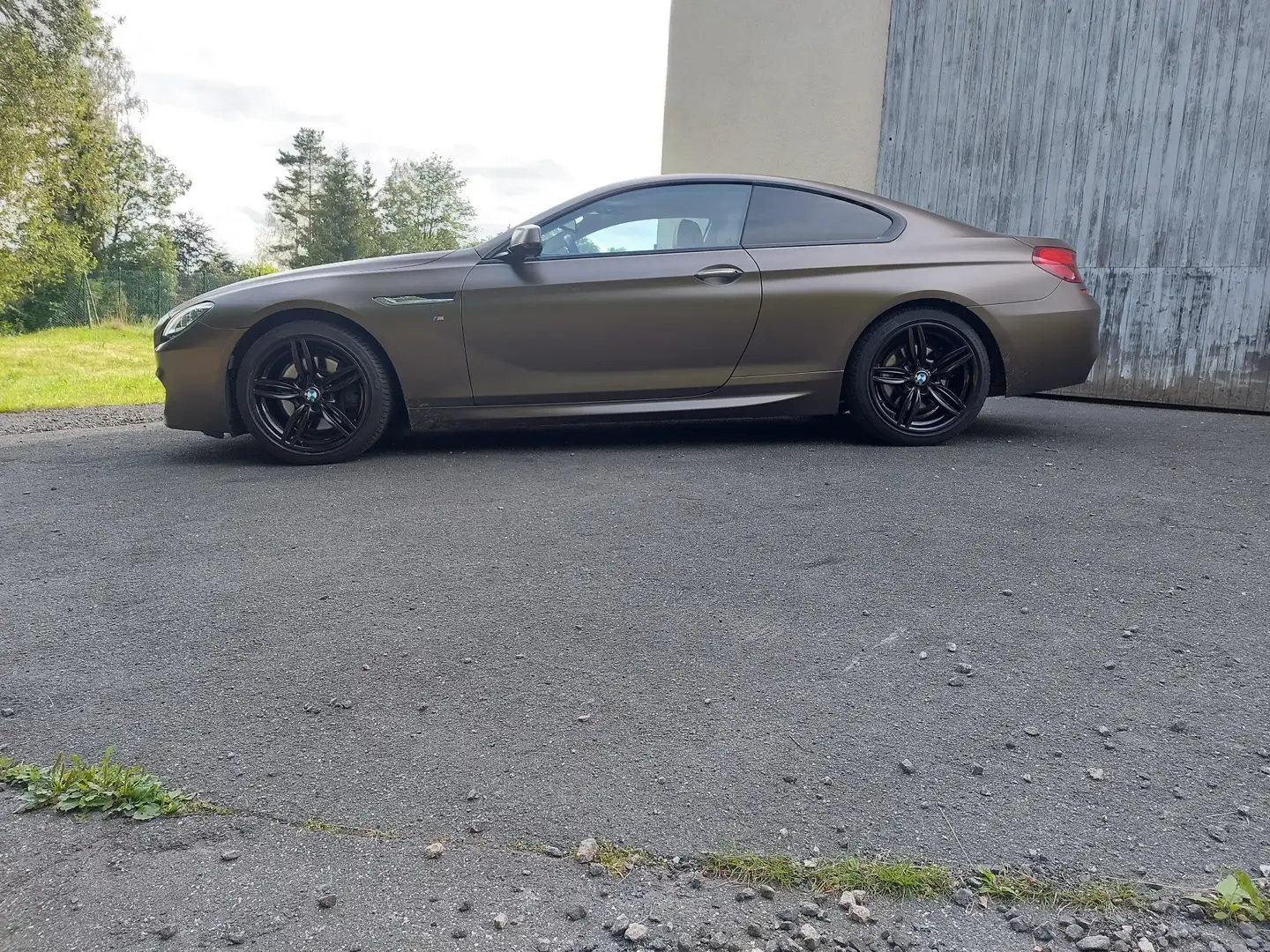 BMW 650 650i xDrive Coupe BMW harman/kardon Frozen Bronze - 2