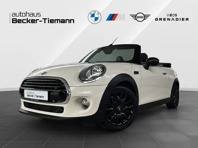 MINI Cooper Cabrio Pepper Connected Paket/ Lichtpaket/