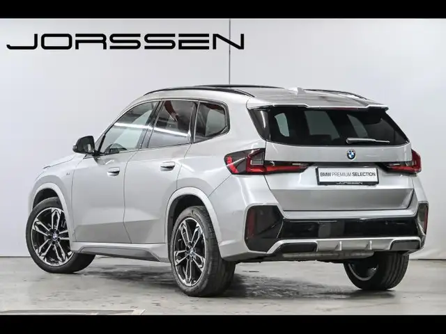 BMW X1 view 5