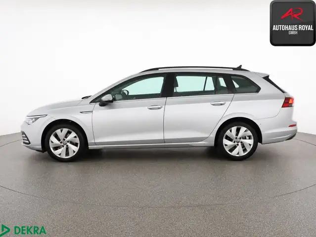 Volkswagen Golf view 2