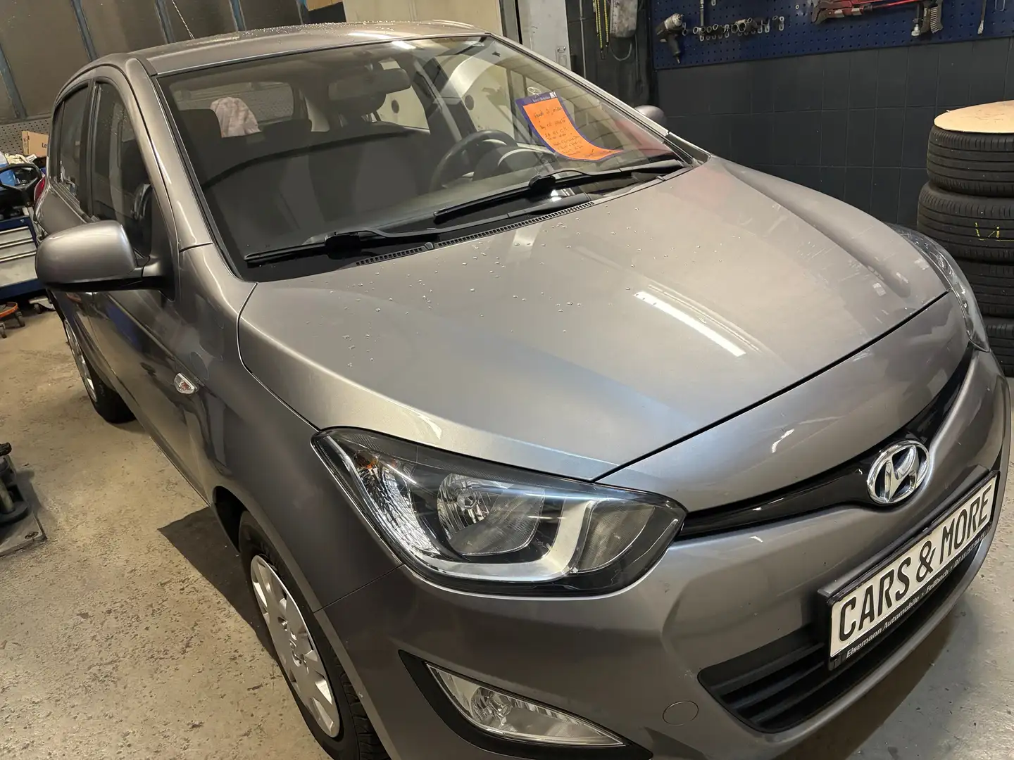 Hyundai i20 i20  5-Türer 1.2 5 Star Edition Grau - 1