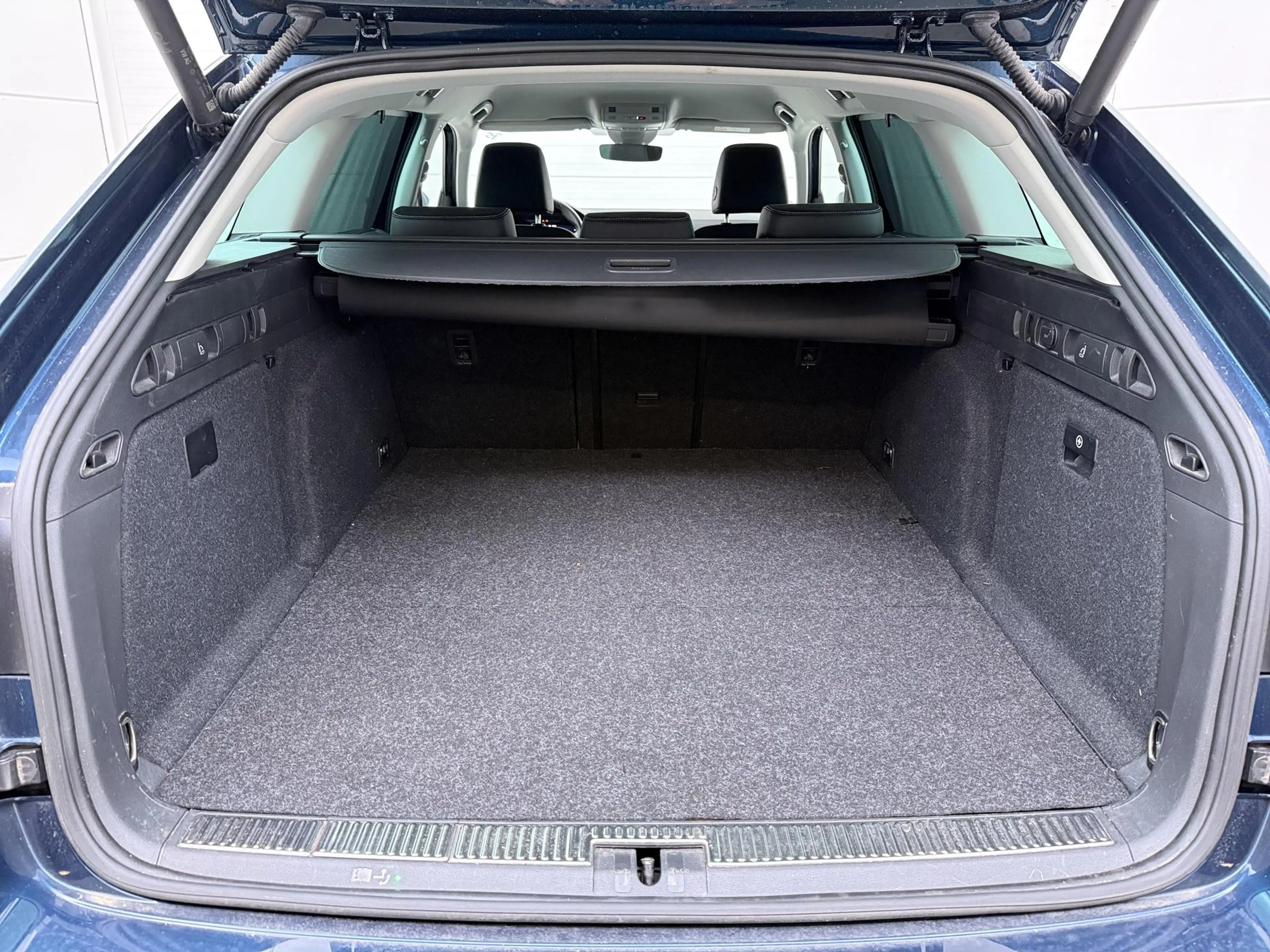 Skoda Superb Combi 1.4 TSI iV Edition Plus | Trekhaak | ACC | P — photo 8