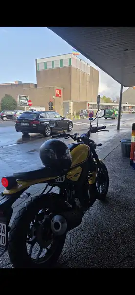 Yamaha XSR 125 - foto 4