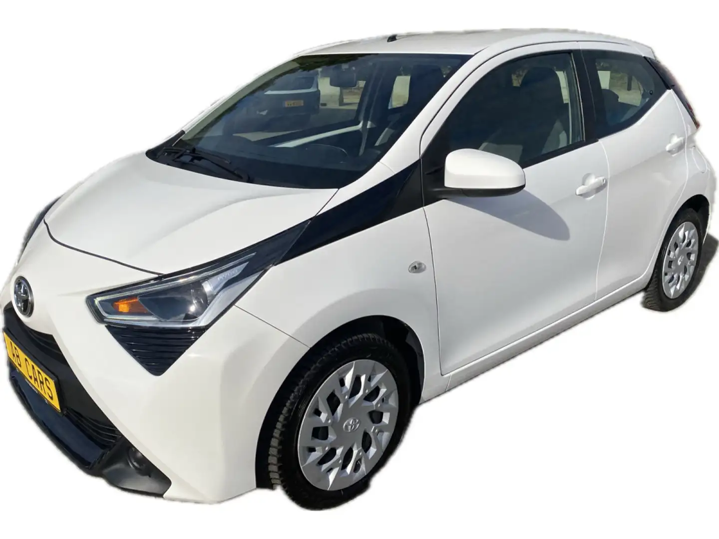 Toyota Aygo 1.0 I-VVTi X-Play Blanc - 1
