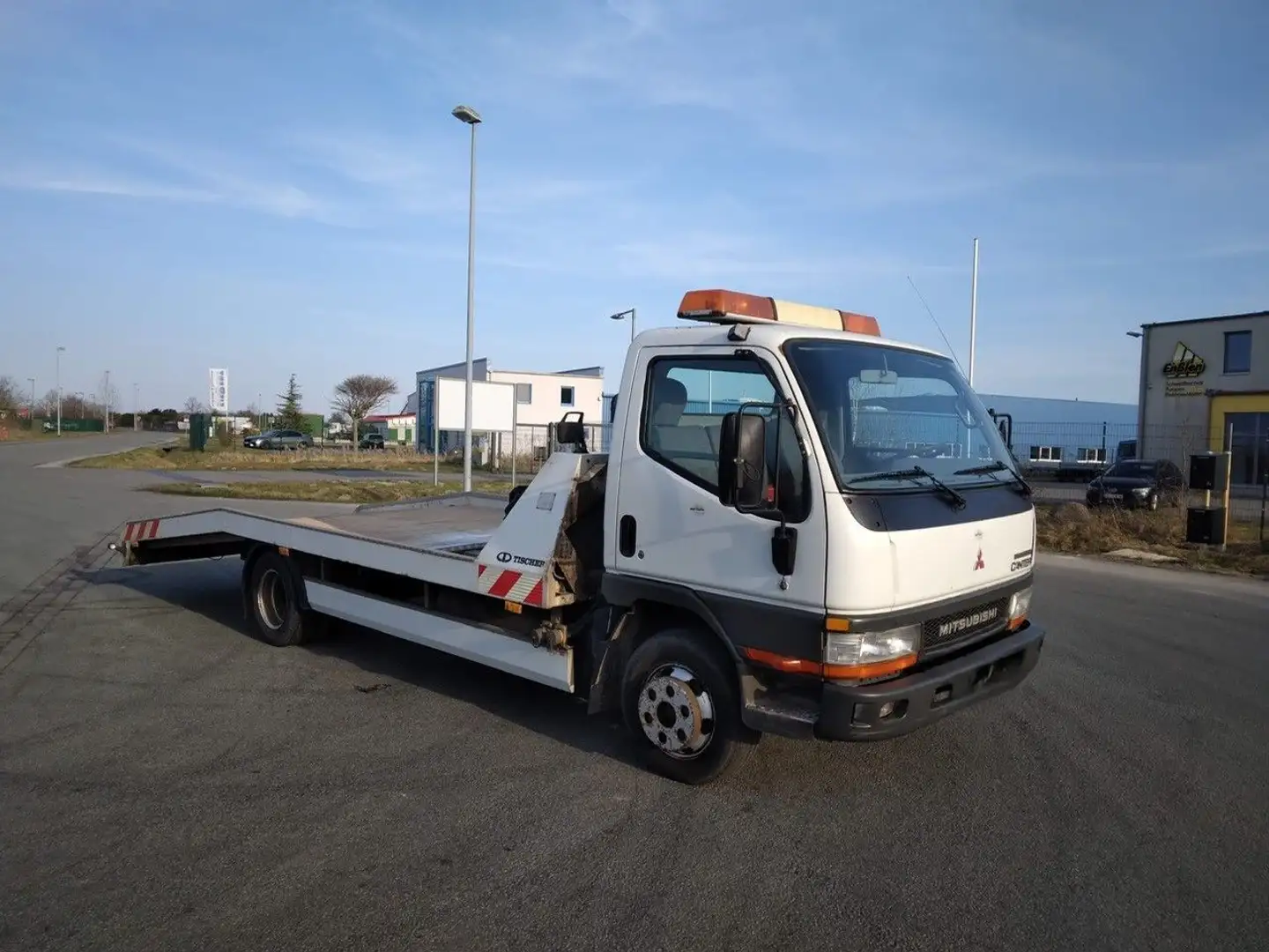 Mitsubishi Canter Abschleppwagen 4,0 Typ FE649 Weiß - 2