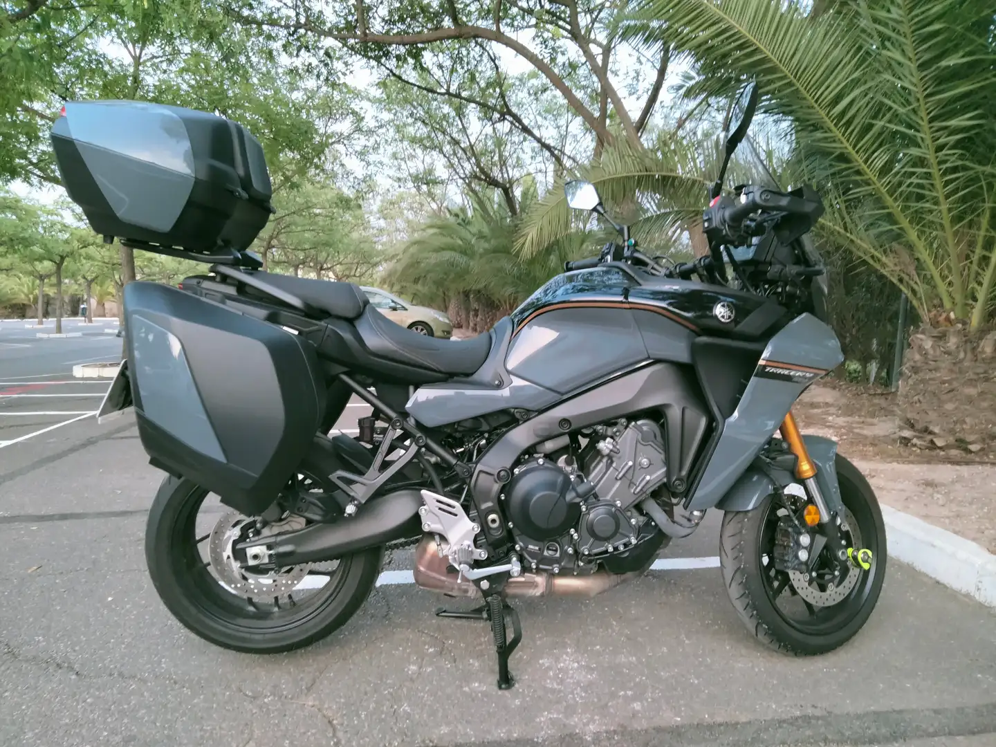 Yamaha Tracer 9 GT Gt plus Plateado - 1