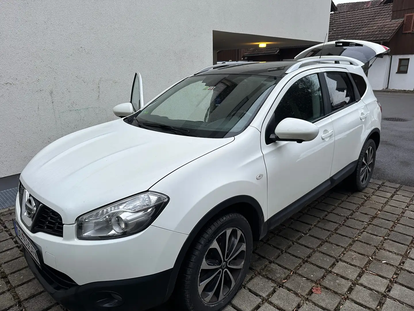 Nissan Qashqai+2 Qashqai 2 1,6 dCi Acenta Start/Stop DPF Acenta Weiß - 1