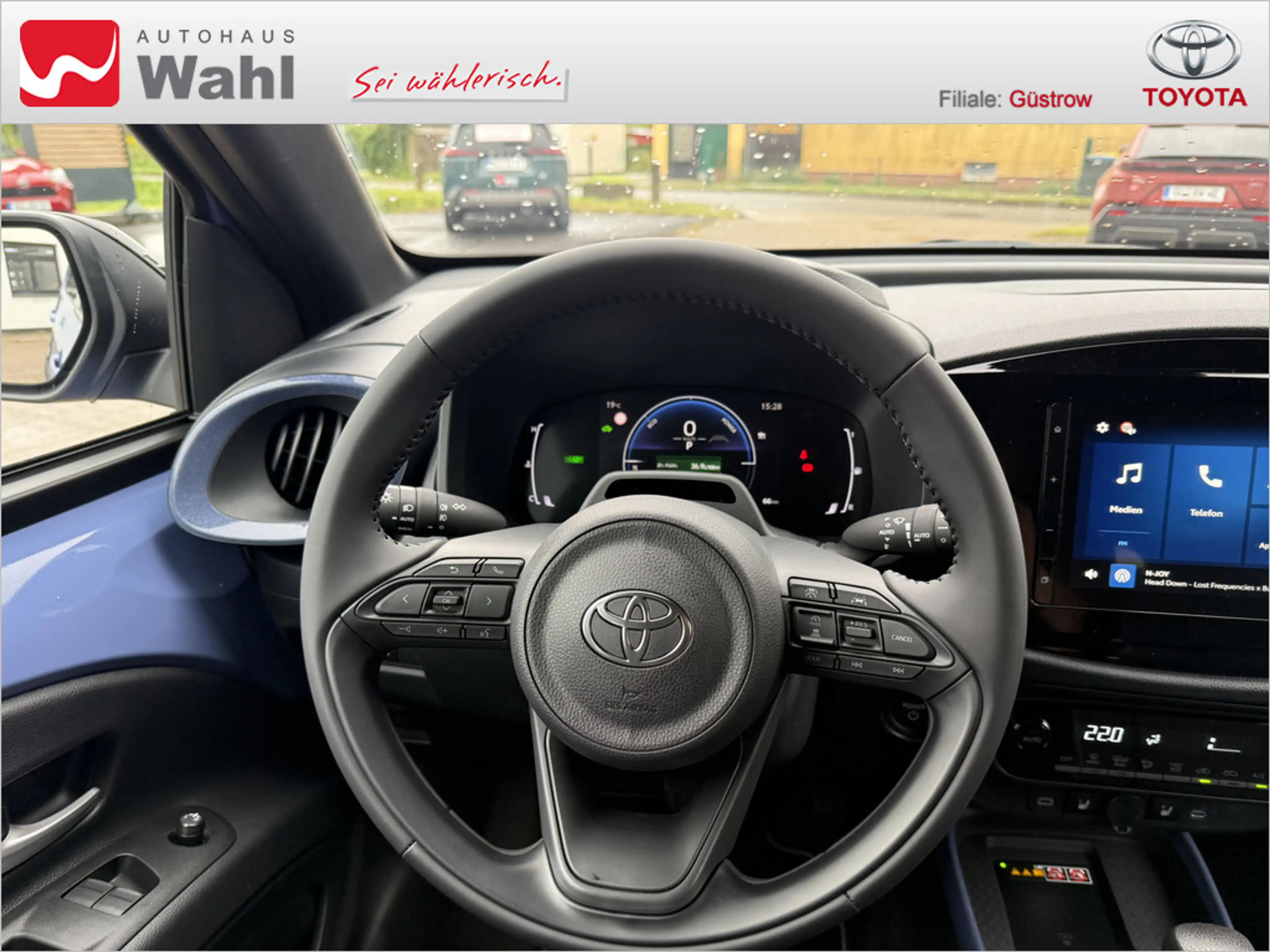 Toyota Aygo X 1.5 Hybrid Teamplayer — photo 10