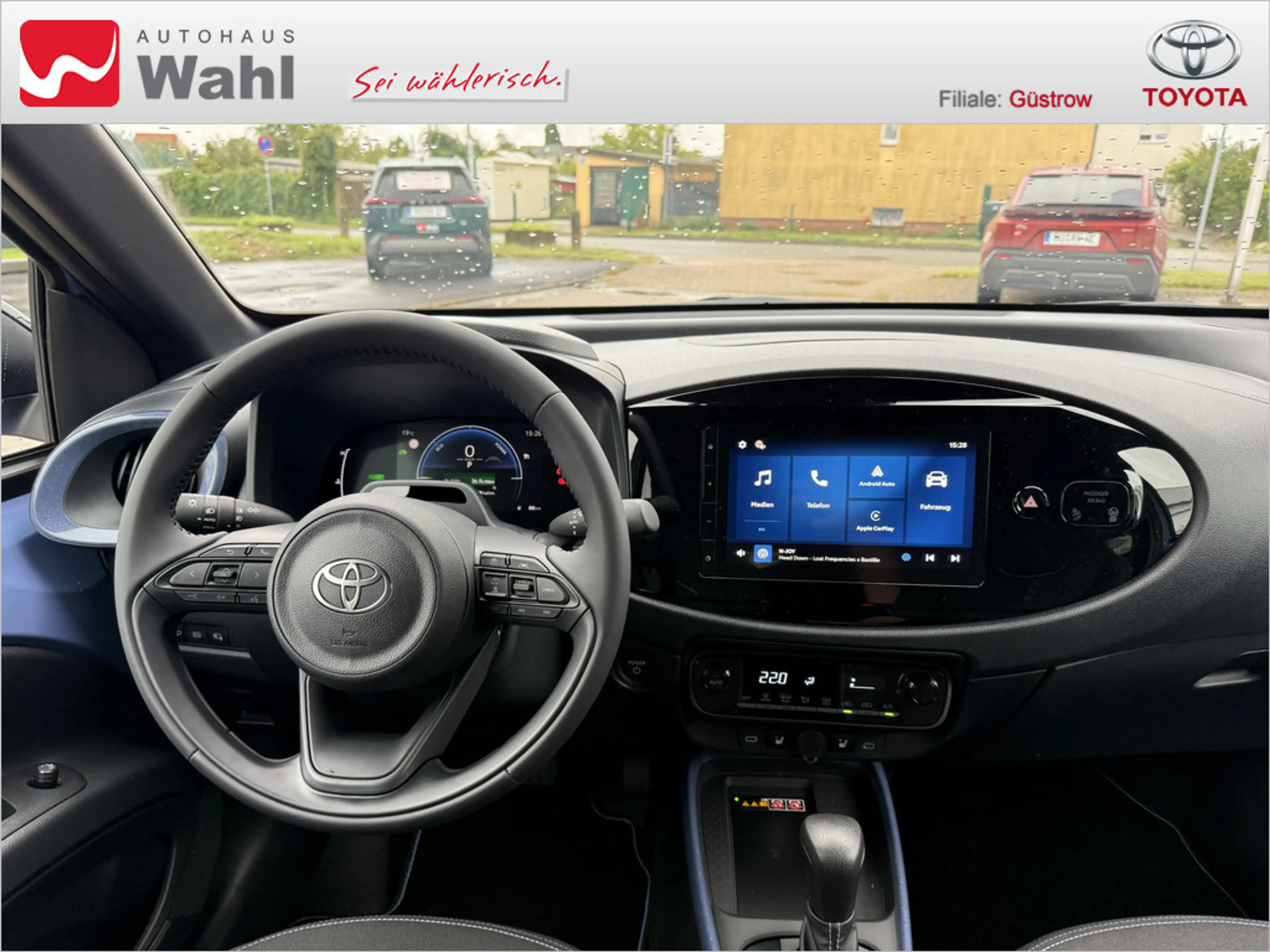 Toyota Aygo X 1.5 Hybrid Teamplayer — photo 9