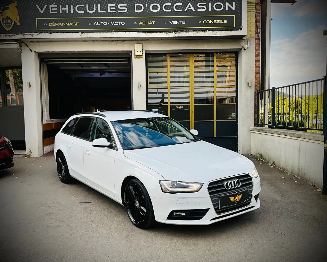 Audi A4 Avant 2.0 TDi !!! OFFRE DU MOMENT !!! Blanc - 1