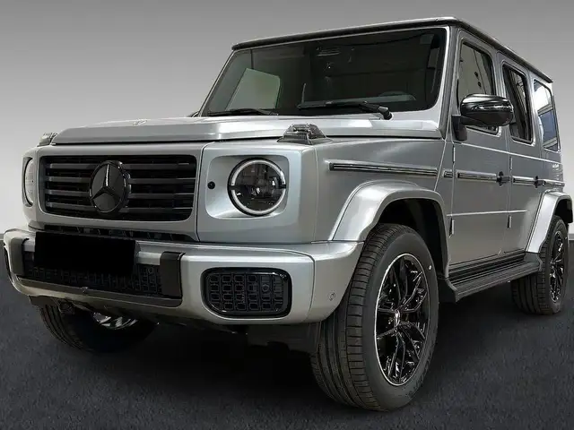 Mercedes-Benz 450 view 14