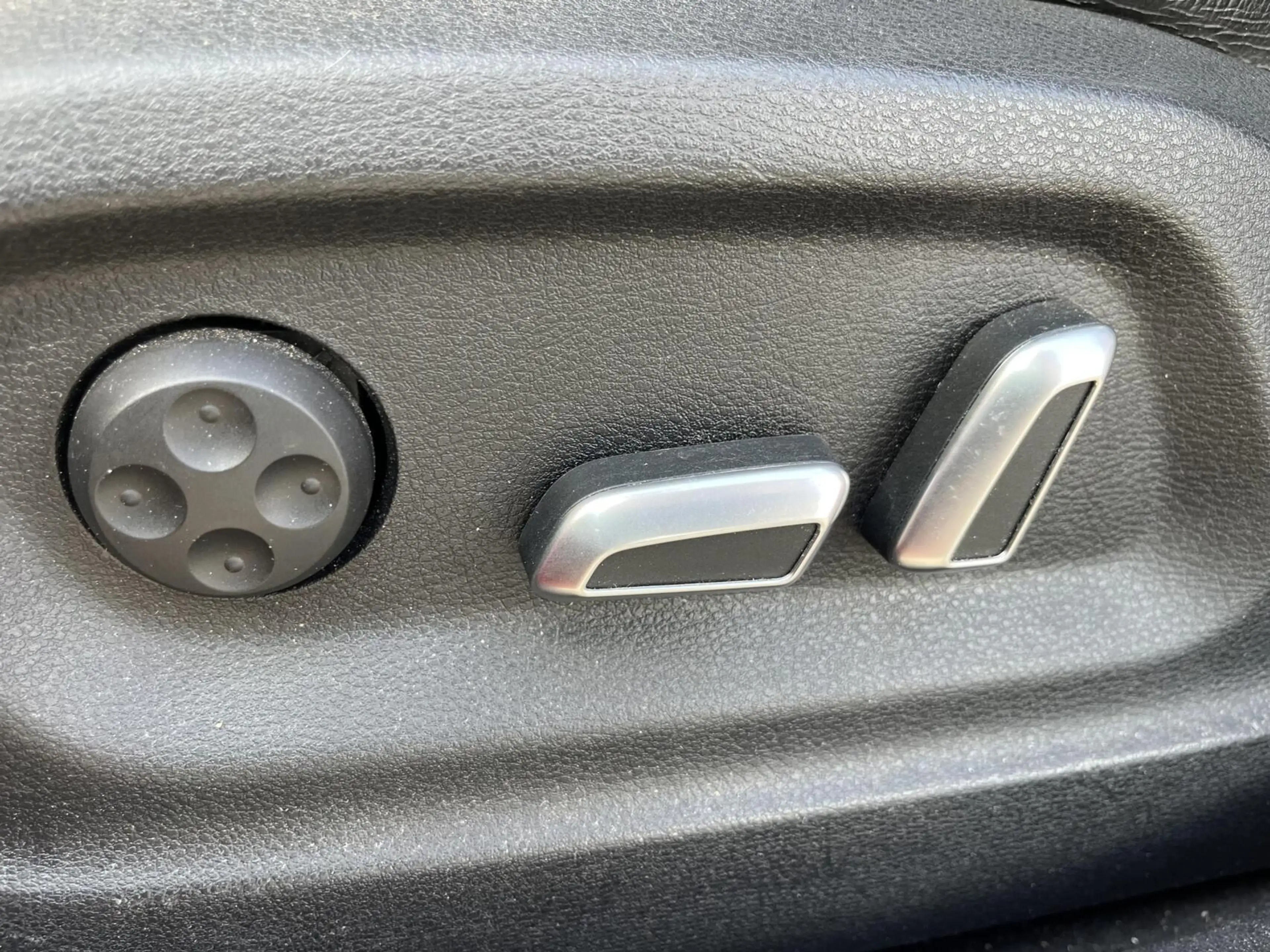 Audi Q3 1.4 TFSI CoD CARPLAY+SPORTLEDER+EL TREKH+STOELVERW — photo 7